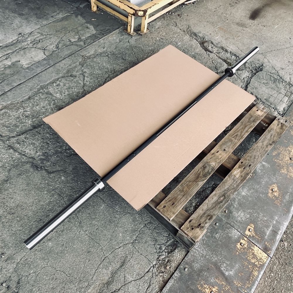 Sztanga olimpijska 220cm 20kg fi 50/max 680kg/fi 28