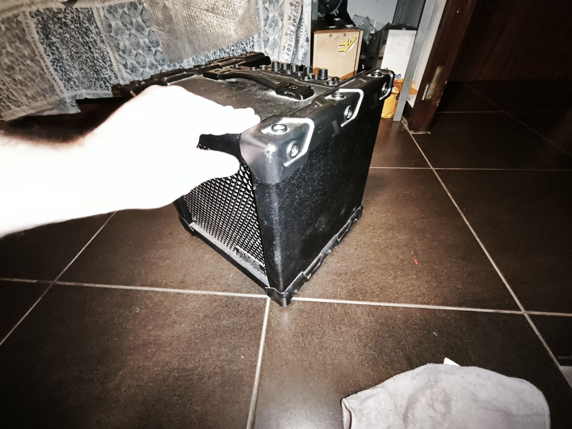 Roland Cube 20xl bass