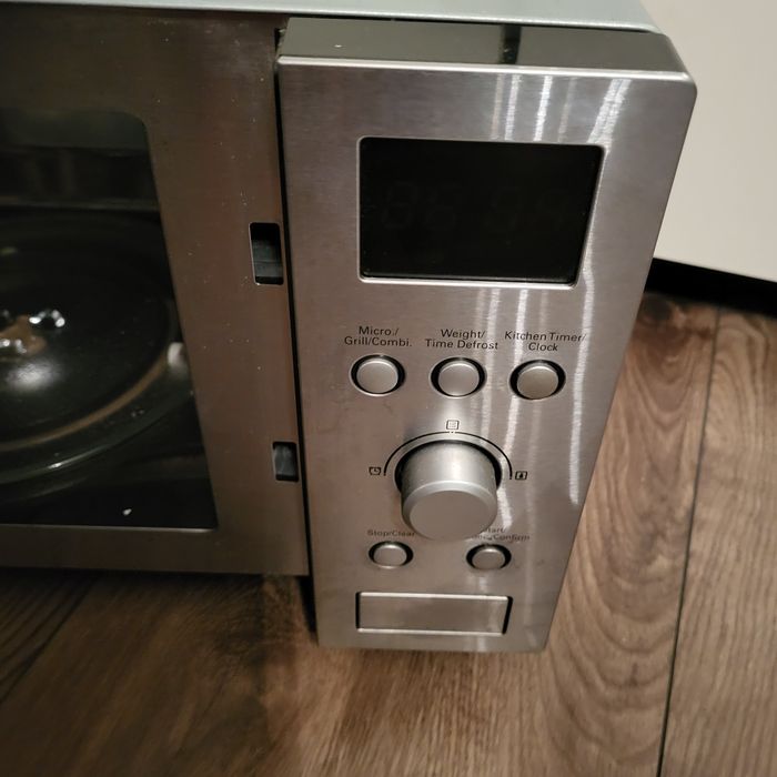 Mikrofalowka Whirlpool