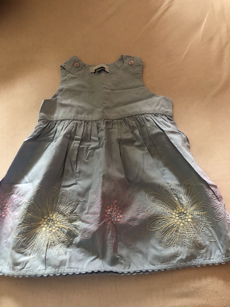 Vestido e casaco para crianca de 1 ano