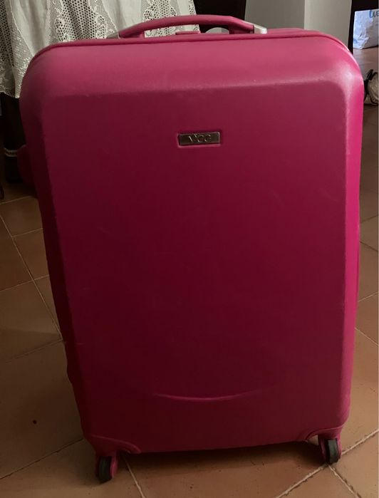 Vendo troley de porão