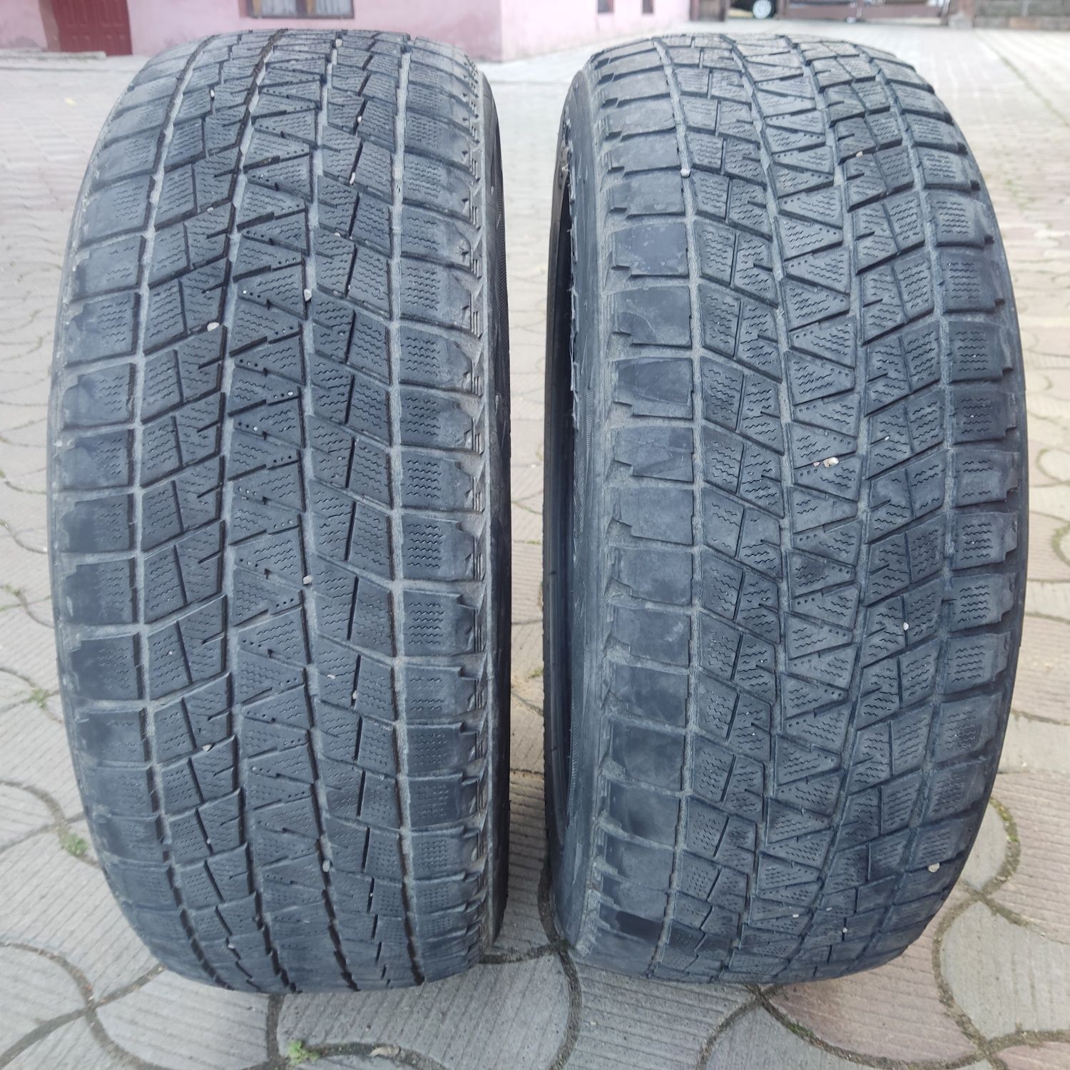 Шини зимові Bridgestone Blizzak 235/55 R19 2 шт без шипів