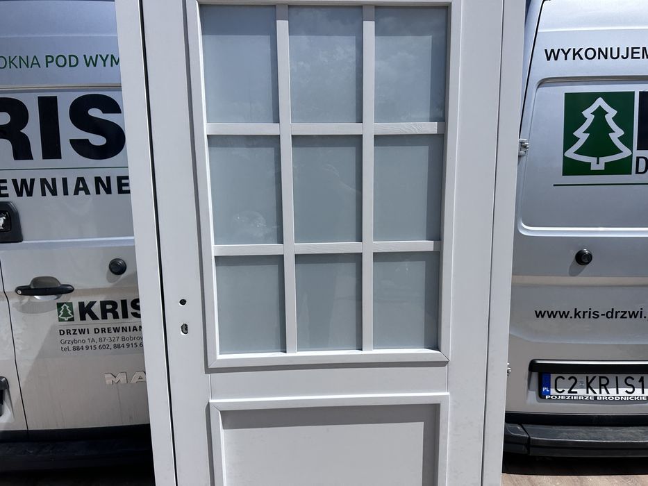 Drzwi zewnętrzne drewniane Na wymiar wejściowe dostawa i montaż Polska