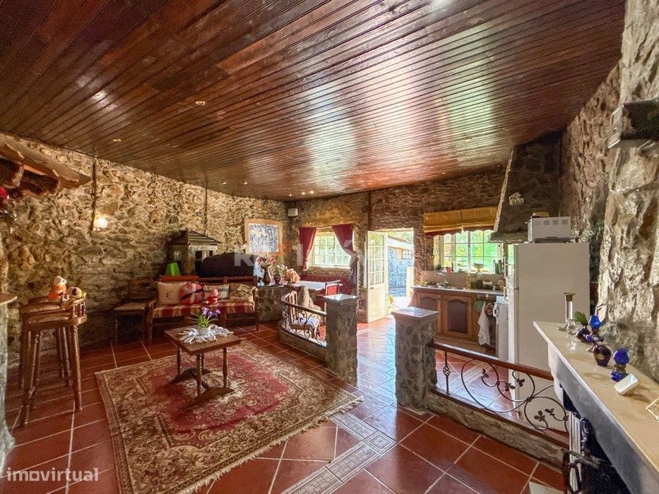 Conjunto de 2 Moradias em Ferreira Zêzere