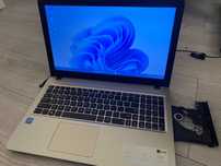 Laptop win 11/4 gb ram/ brak dysku / nie odpala się