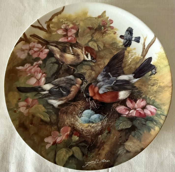 Вінтаж: колекція настінних тарілок .