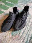 Adidas Yeezy boost V2 black