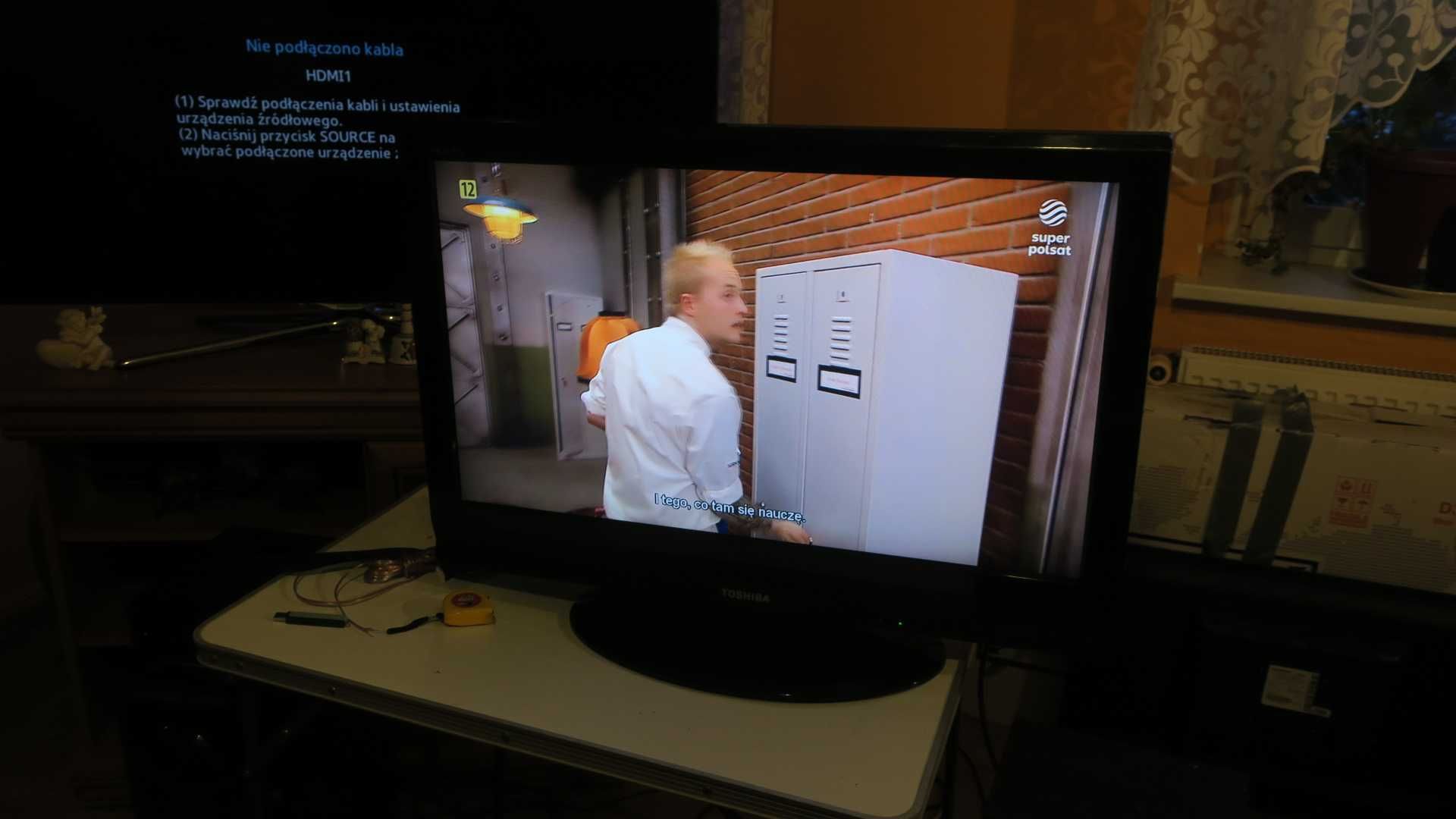 Telewizor Toshiba LCD 32 cale + pilot