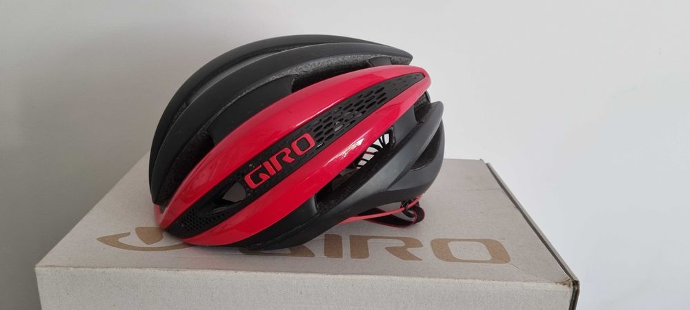 Kask Giro Synthe roz.S