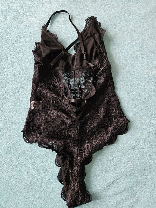 Seksowne, koronkowe body czarne NOWE