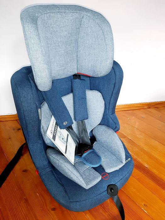 синє ізофікс  добротне 9 36