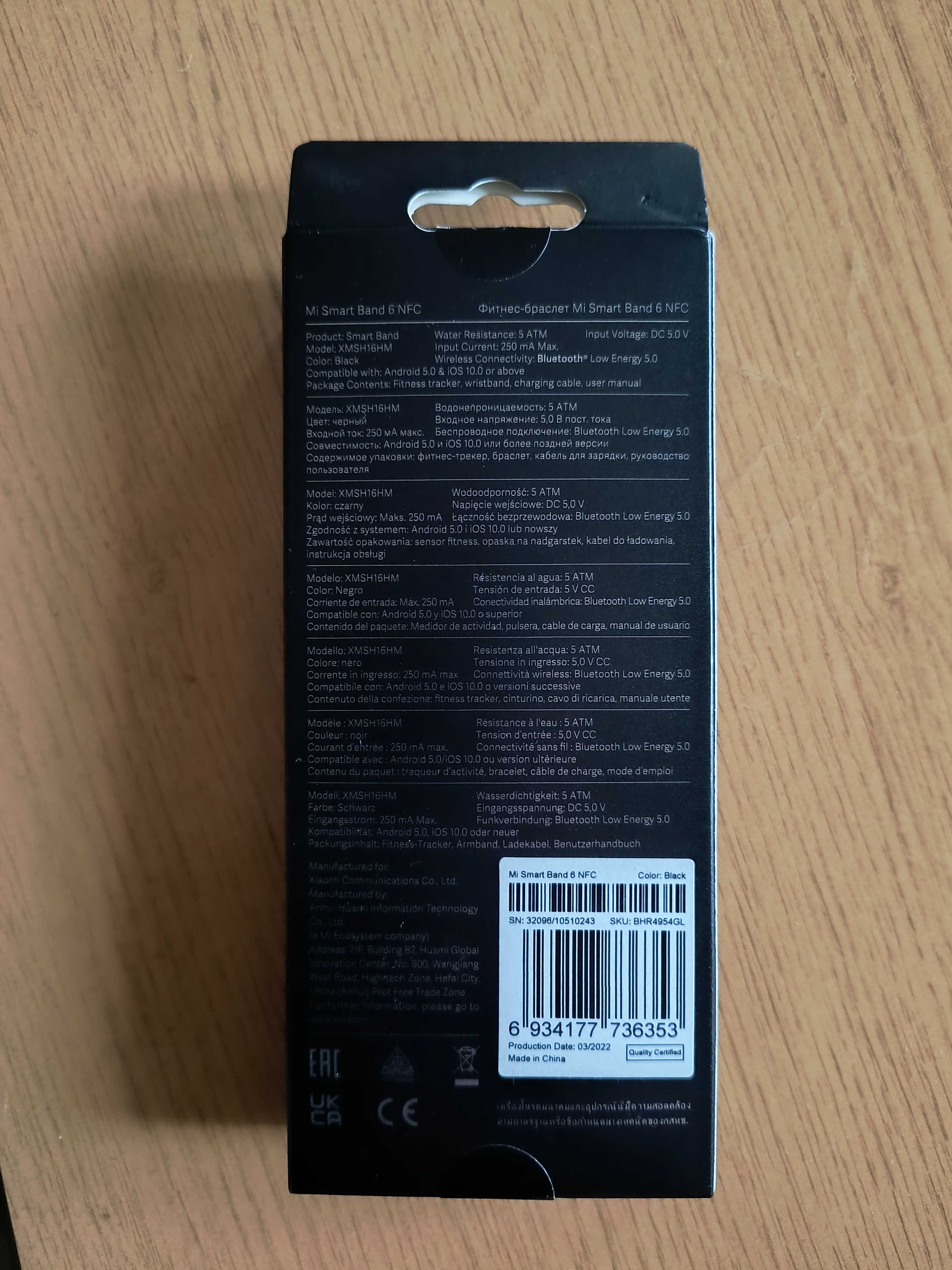 MI Band 6 NFC w pudełku z ładowarką, smart band