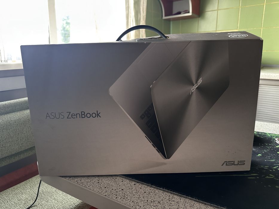 Ноутбук ASUS UX410U