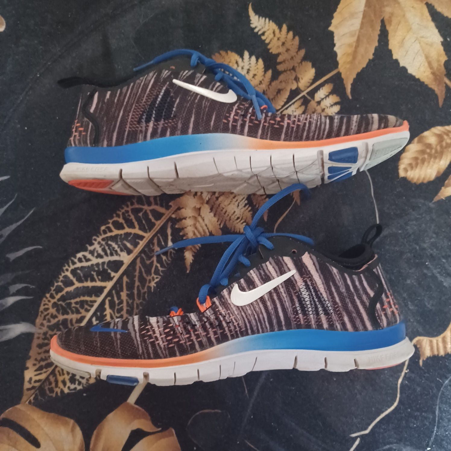 Nike FREE TR FIT 4 Nordic Print 40/25,5/ salon 459 zł