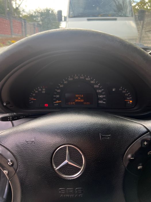 Mercedes-Benz C200 2003