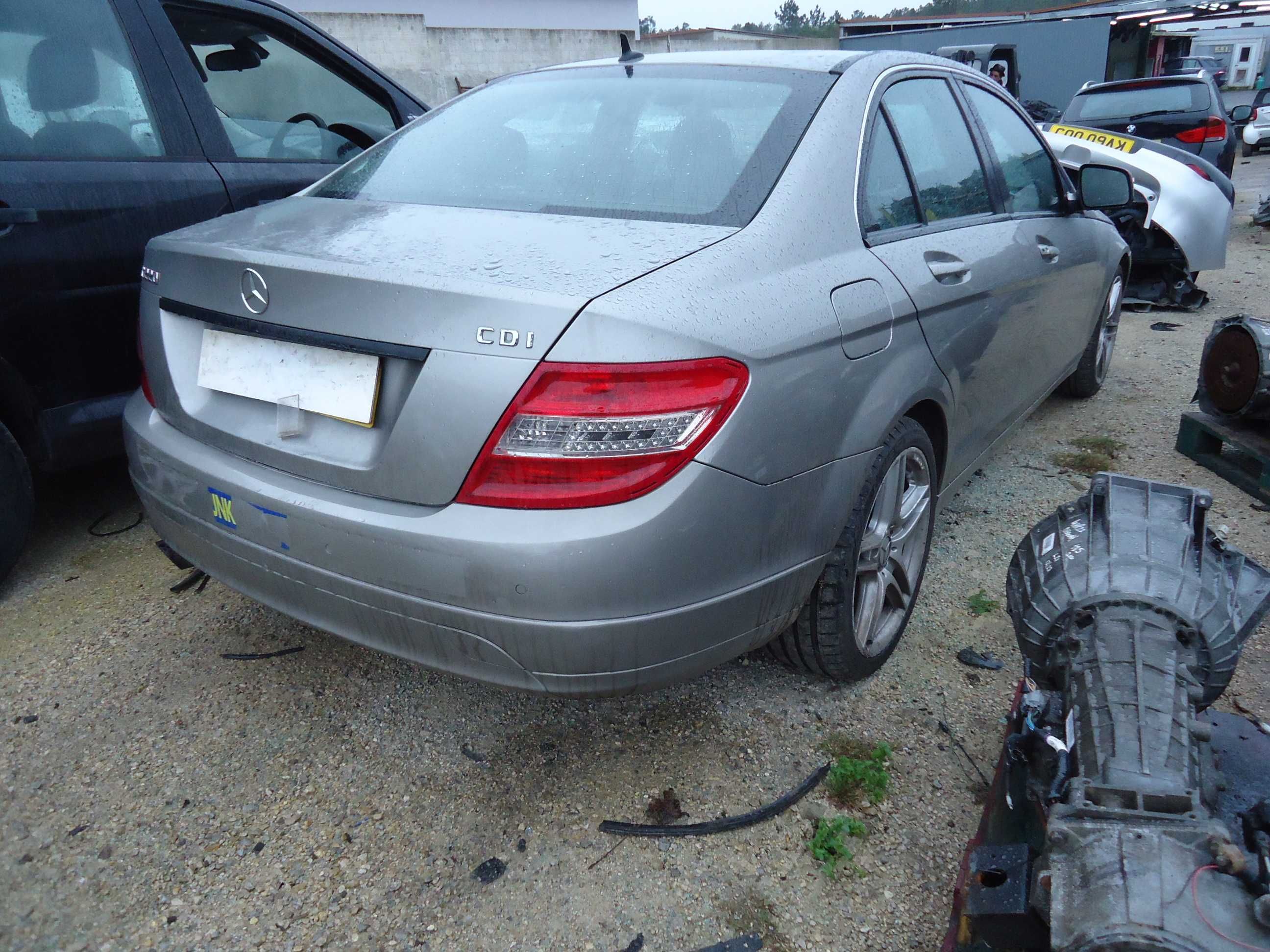 Mercedes C 220 cdi 177cv pack amg (OM646.811) de 2008 só ás peças