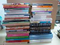 Livros, DVD Filmes e cassetes vídeo para desocupar