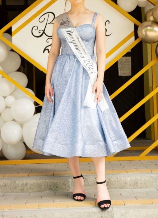 Випускне плаття.