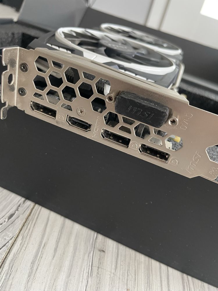 MSI GTX 1070 Ti Armor 8GB
