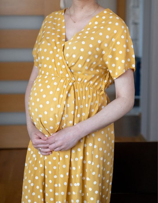 Sukienka ciążowa z wiskozy S/M 36/38 w kropki z rozcięciem