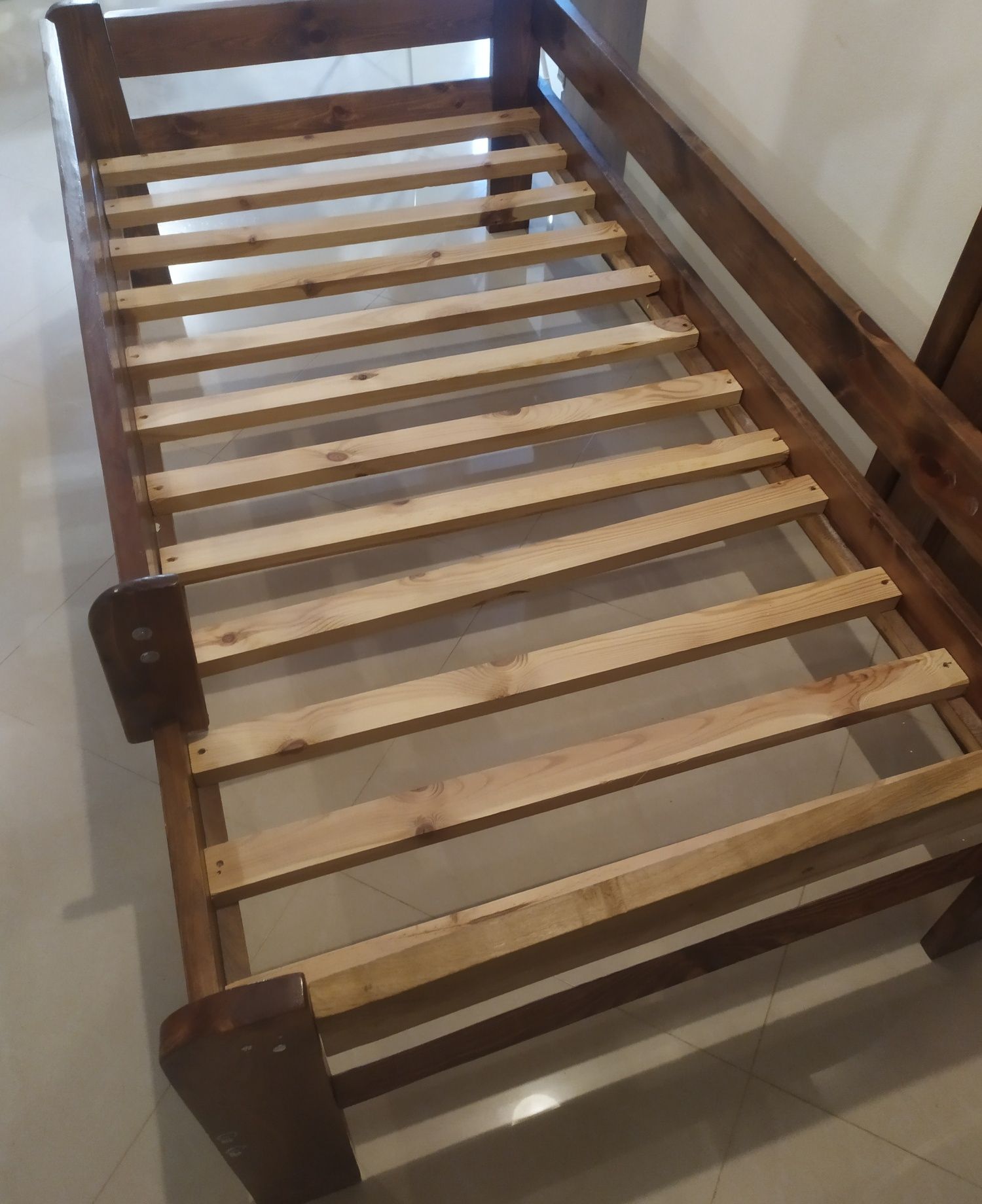 Łóżko drewniane dziecięce 90x180 barierki dąb rustykaln