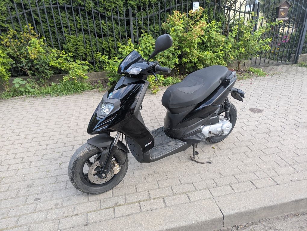 Piaggio Typhon 50 2t Leovince Zadbany Na Dawód