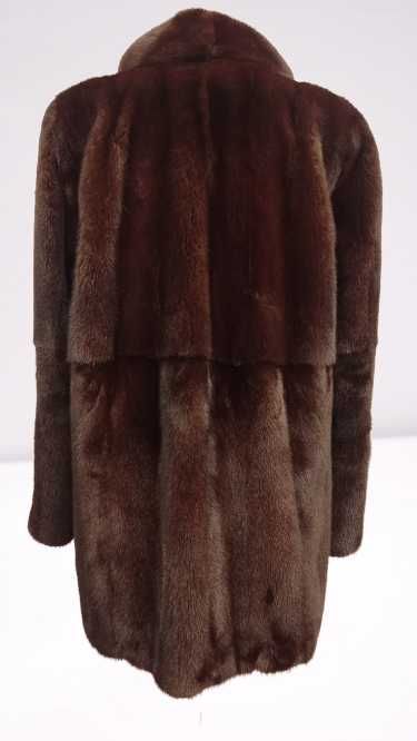 Płaszcz grzbiety norcze mink male mahogany