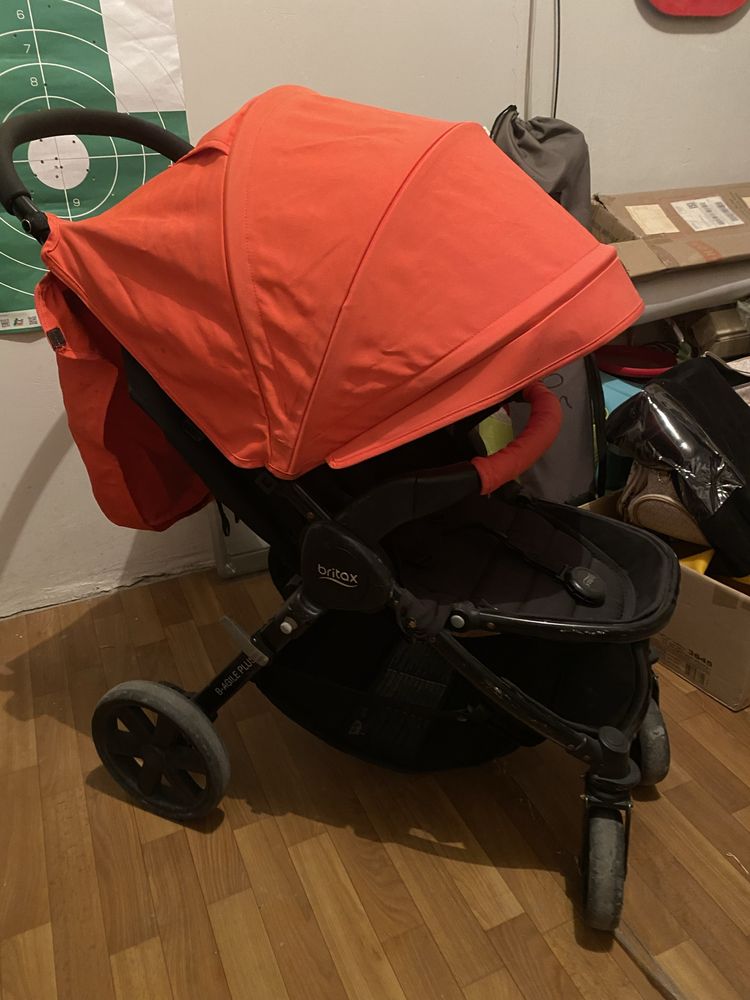 Каляска з люлькою britax b agile plus