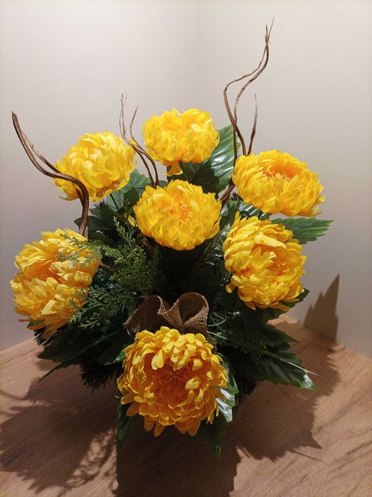 Kompozycje nagrobne, stroiki, wiązanki, komplety