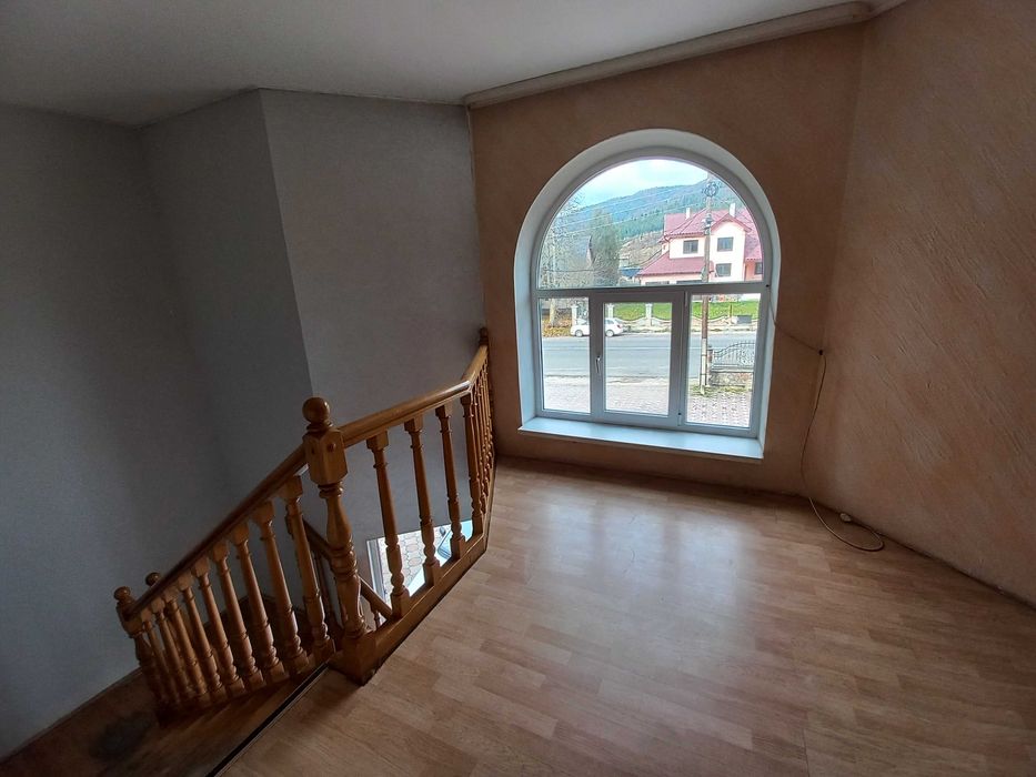 Продаж діючого кафе біля траси Долина–Хуст, с. Мислівка