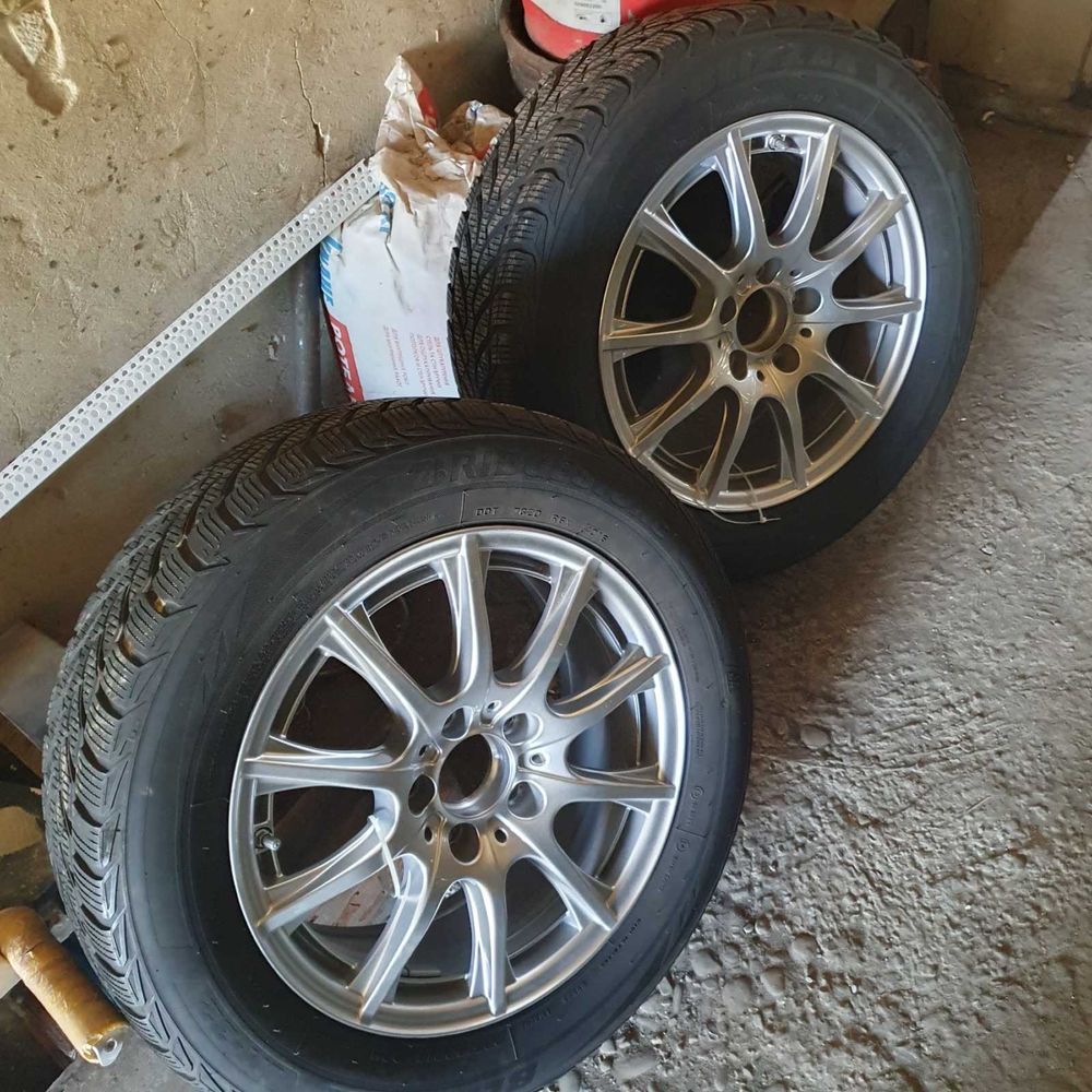 Титани з шинами 205/60 R16