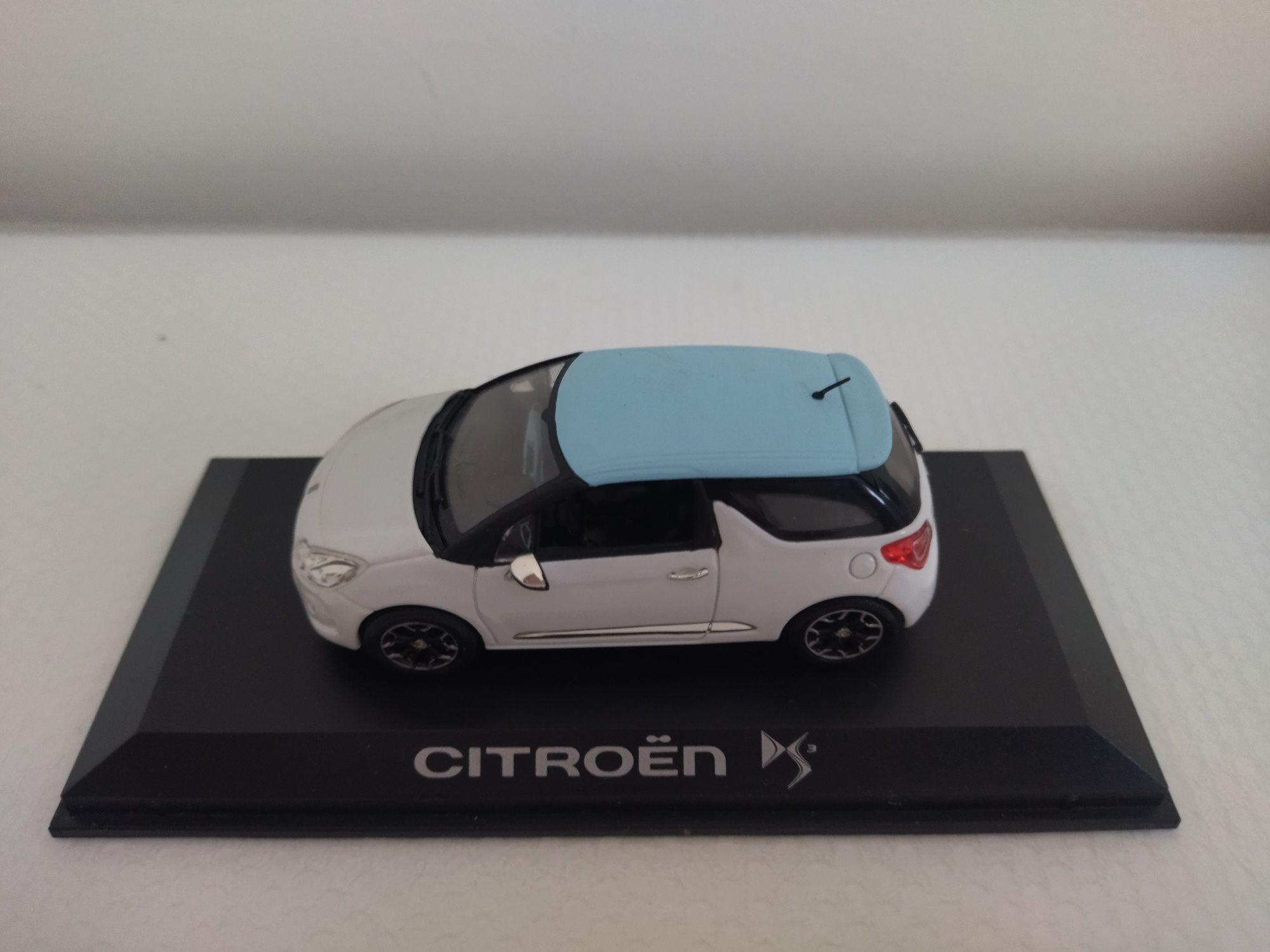 Miniatura Citroen DS3 Nova 1/43