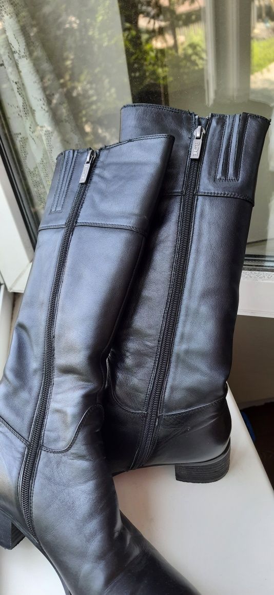 Зимние кожаные ботинки Elche 35 размер в идеале