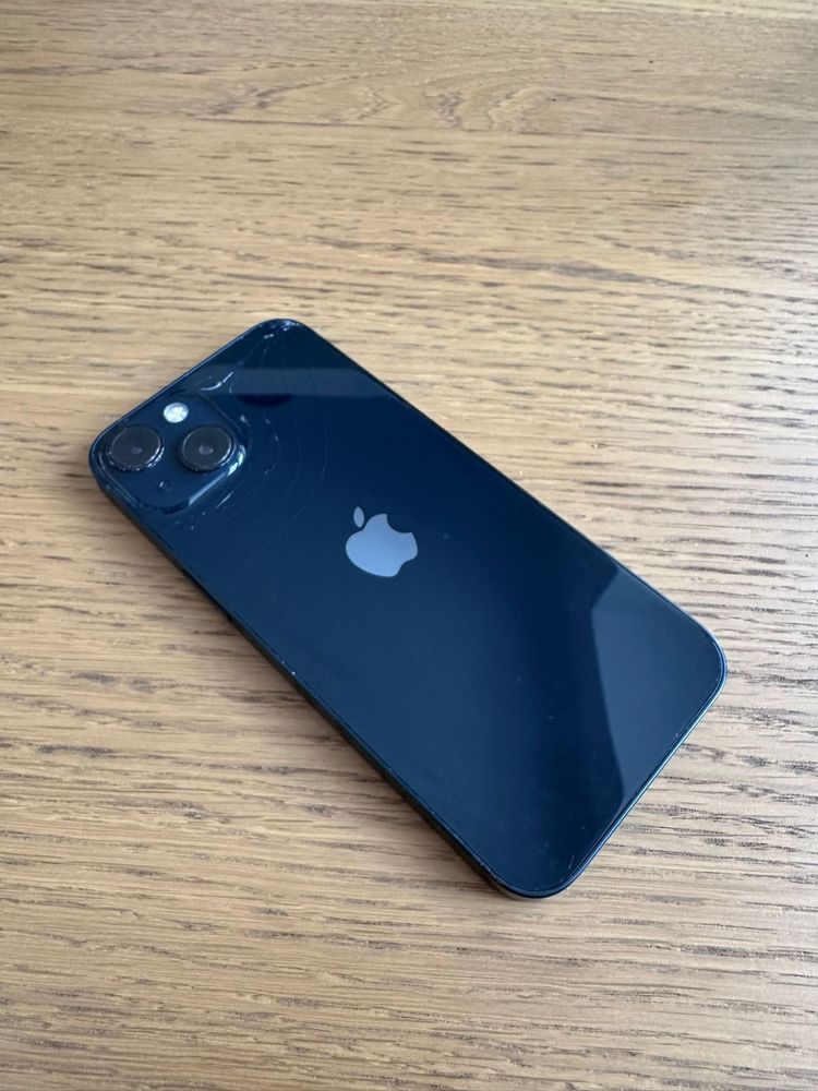 Iphone 13 midnight blue