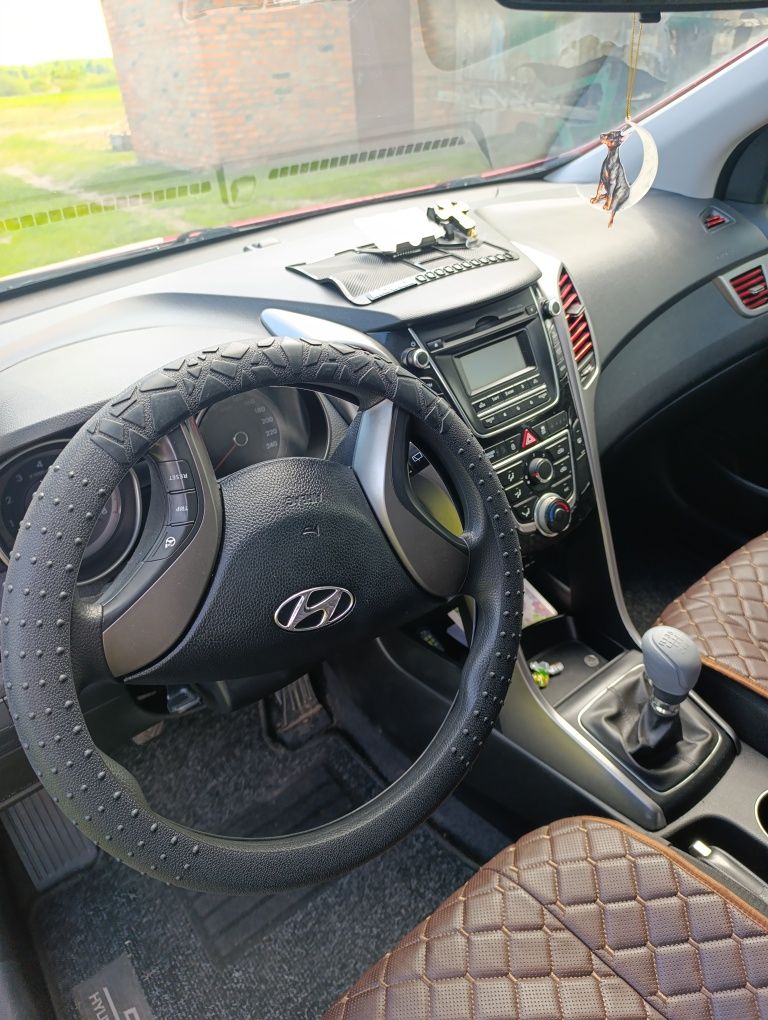 Hyundai i30 хетчбек