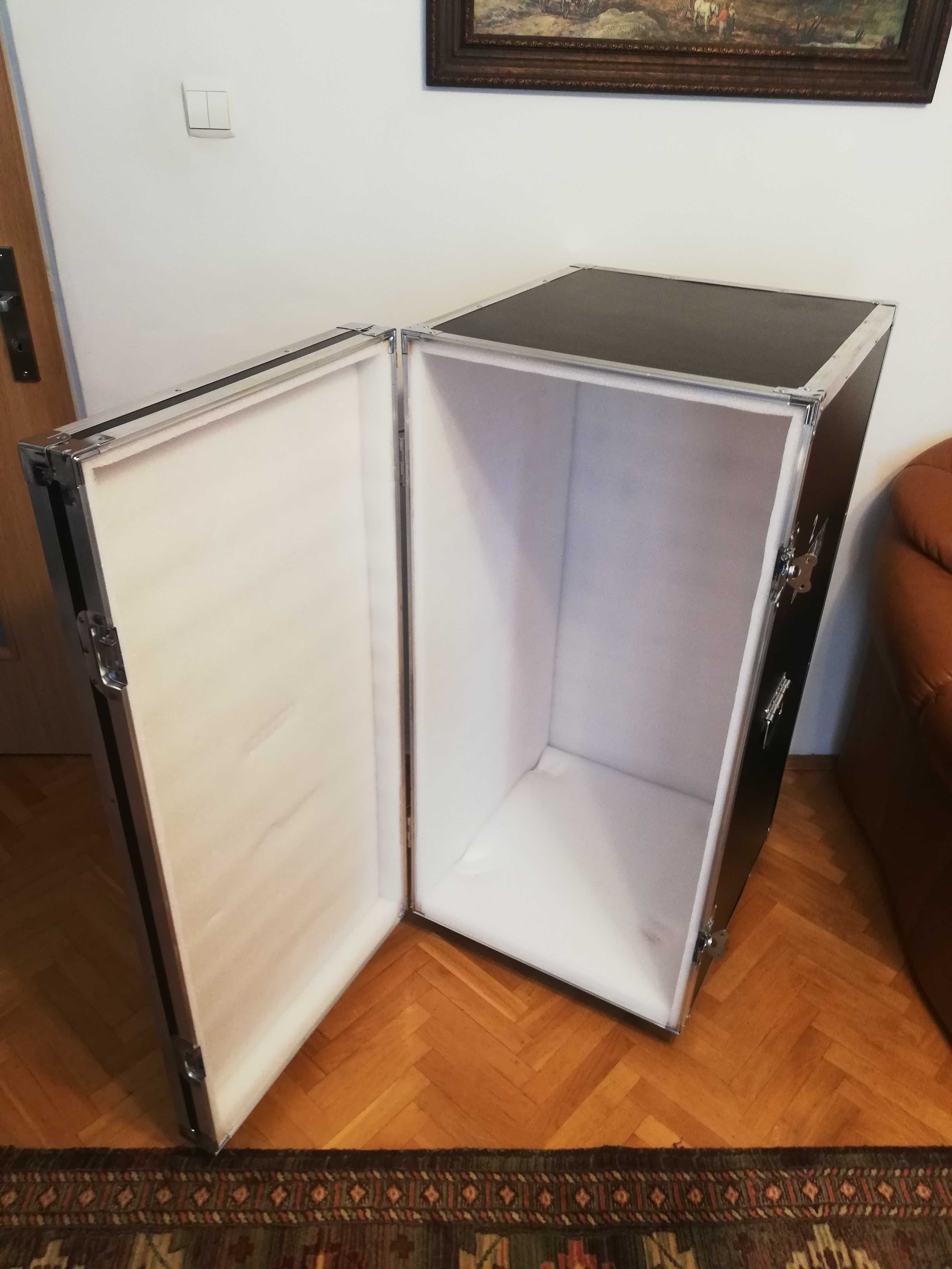Skrzynia transportowa typu flightcase - do osprzętu muzycznego