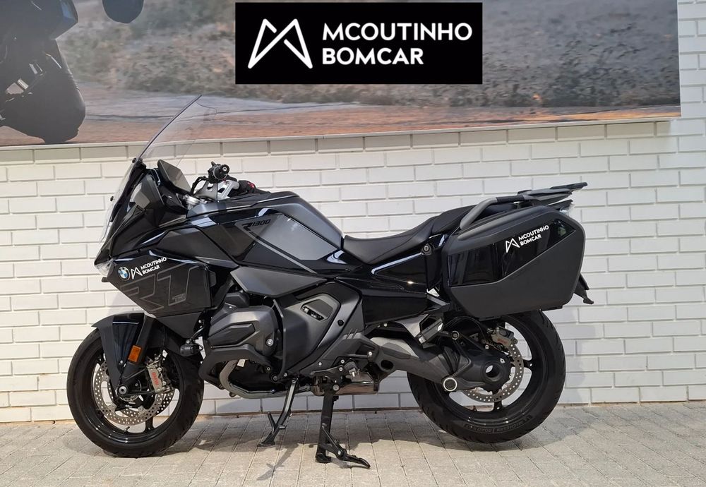 BMW R 1300 RT Triple Black