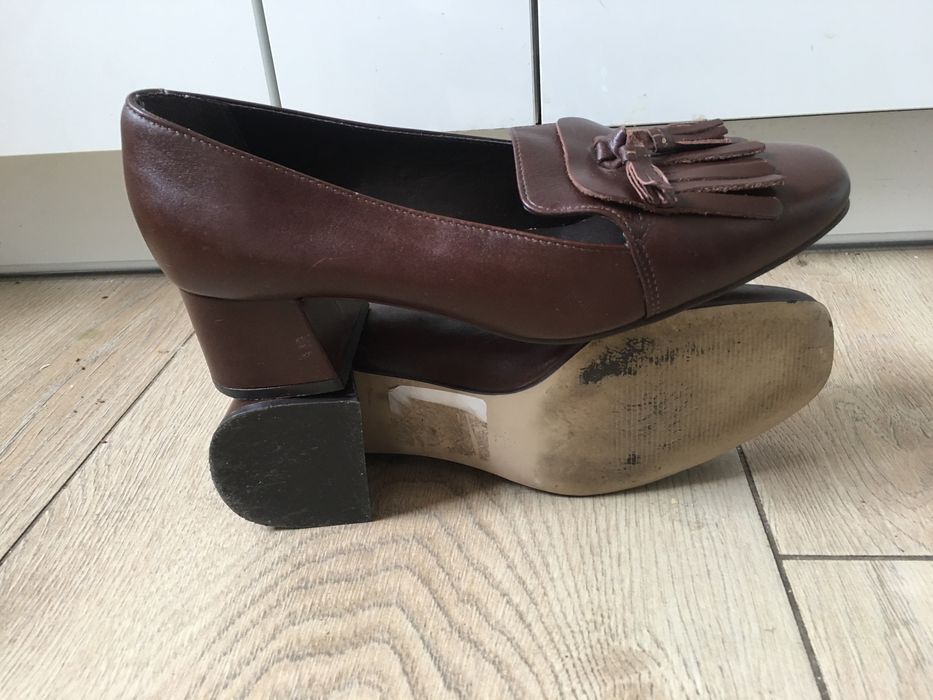 Next Signature buty skórzane z chwostami na obcasach-5/38