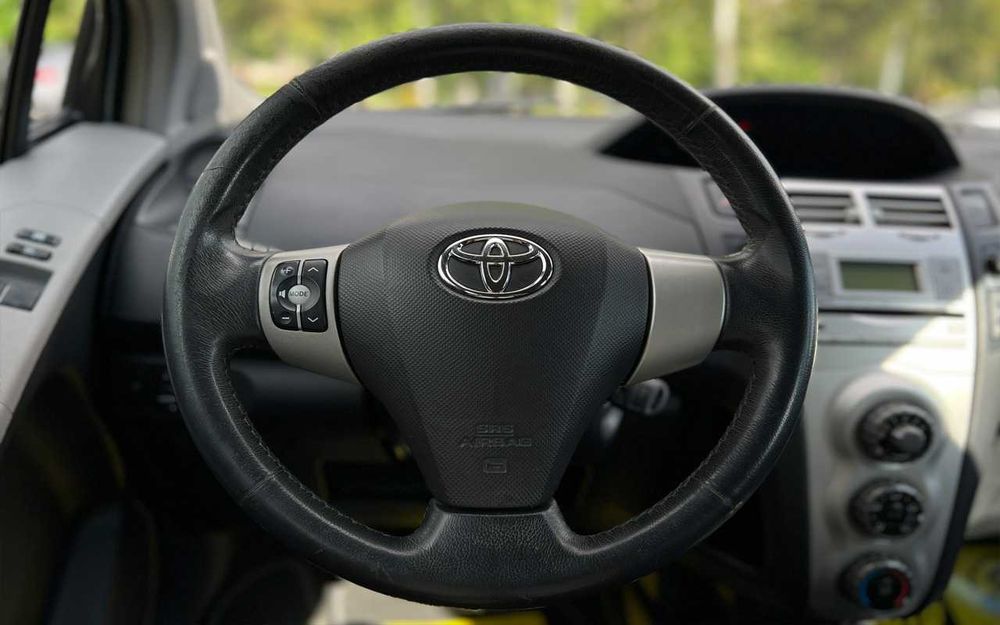 Toyota Yaris 2006
