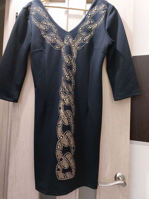 Чорне плаття 42 розмір