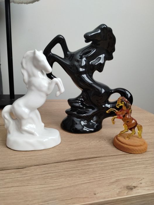 Ceramiczne Figurki koni