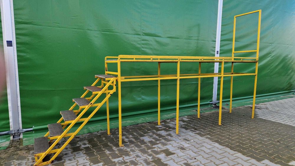 Schody podest balkon schody z podestem