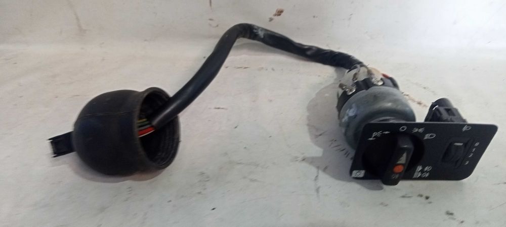 Comutador luzes MERCEDES 190 W201