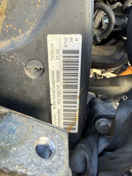 Двигун мотор BSE 1.6 MPI VW Audi Skoda Seat