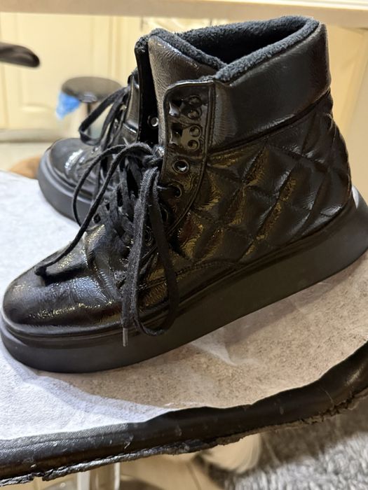 Ботинки теплые.Удобные.