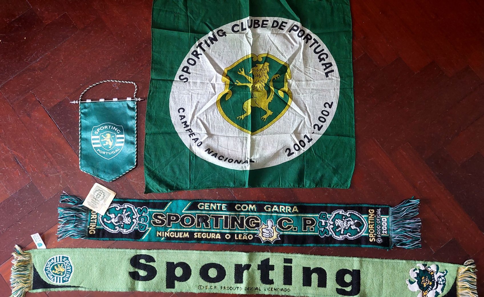 Varios artigos do sporting clube de Portugal