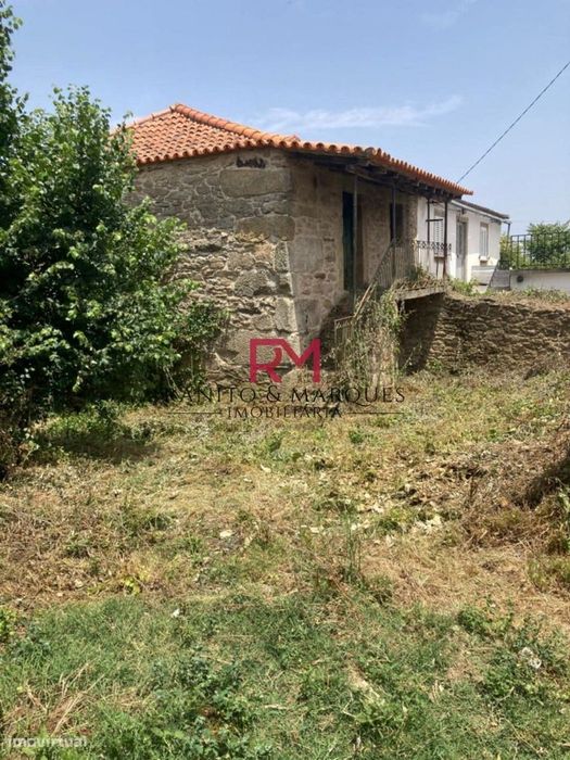 Moradia Em Pedra Para Reabilitar Em Miranda Do Douro, Distrito De B...