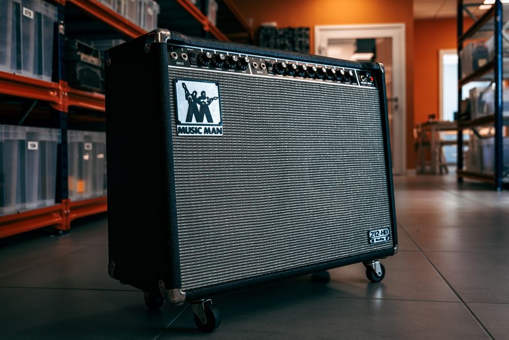 MusicMan One thirty 212HD Piec gitarowy