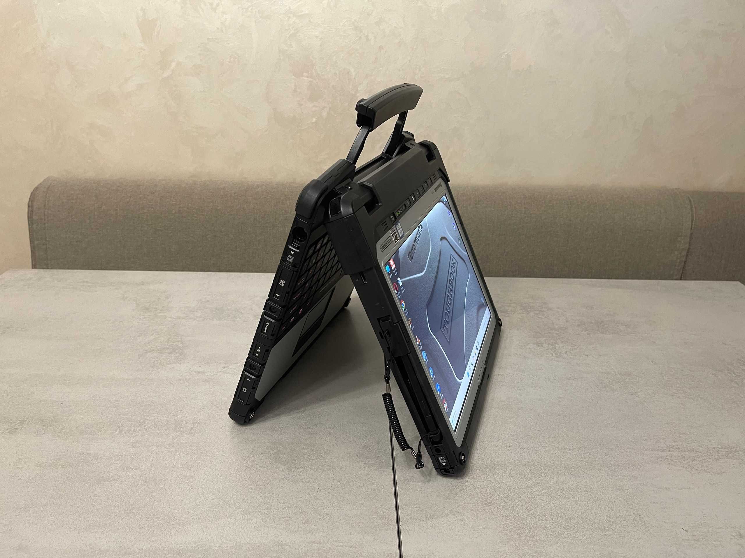 Захищений ноутбук-планшет Panasonic Toughbook CF-33/i5/16GB/512GB/4G