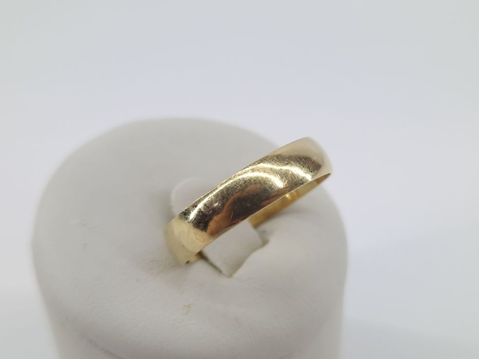 Obrączka złota pr 585 waga 2,92g rozmiar 23 używana pudełko gratis